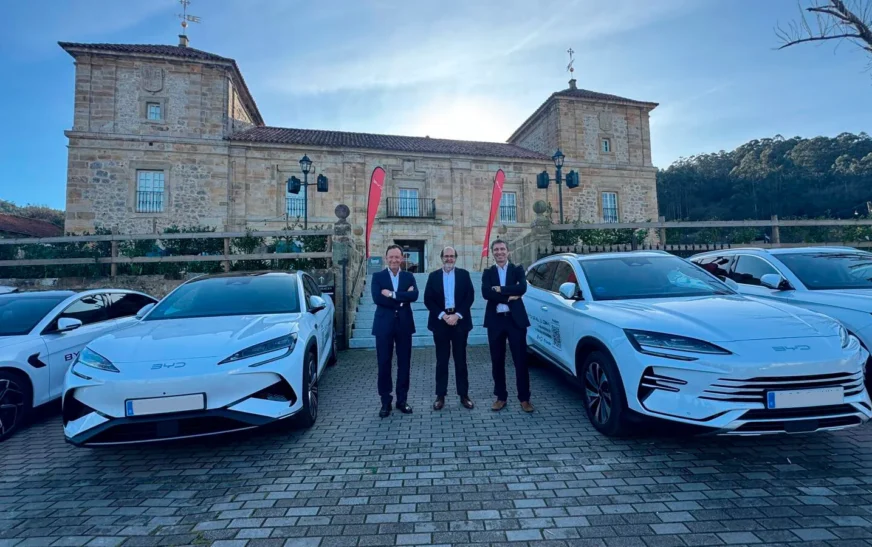 El coche chino continúa su expansión por Europa: BYD ya vende más eléctricos que Ford, Citroën y Opel