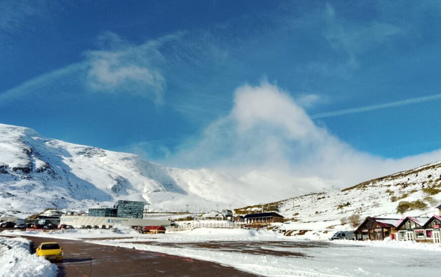 Alto Campoo cumple 60 años y abre la temporada 2025-26 con siete kilómetros esquiables y buenas previsiones de nieve