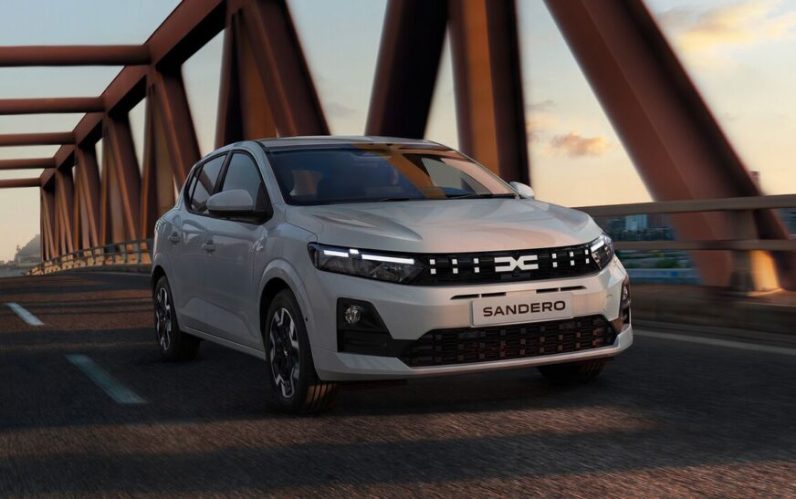 Las matriculaciones de coches crecen un 21% en Cantabria en 2025