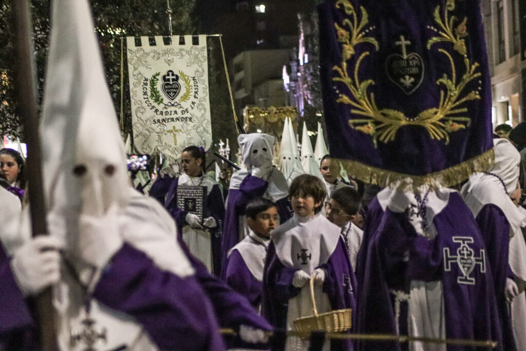 Procesión de El Encuentro en Santander | Foto: Daniel Martínez