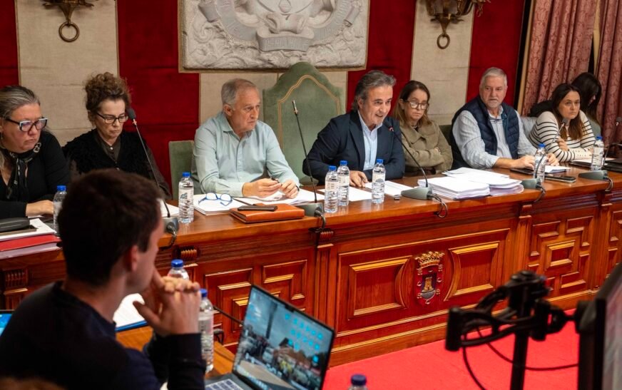 Camargo reclama al Gobierno de España un servicio de Correos de calidad para los vecinos