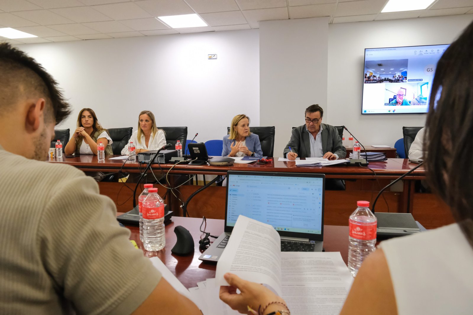 La consejera ha presidido la reunión del Consejo Rector del ICAP hoy en la sede del Ejecutivo | Fuente: Gobierno de Cantabria