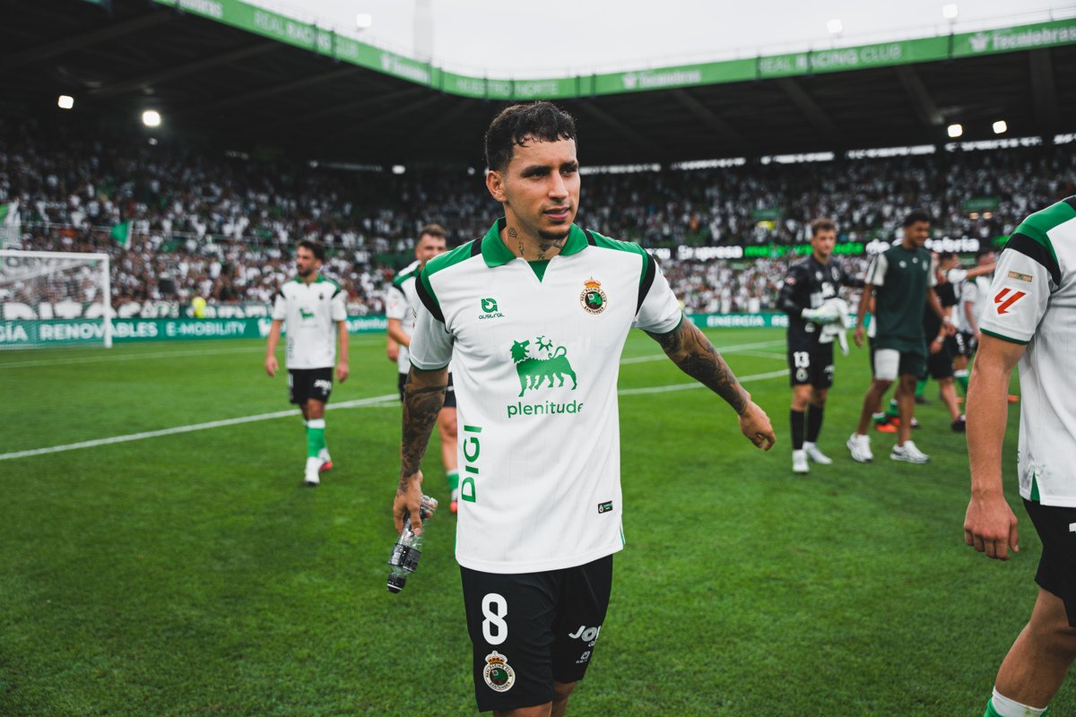 Gustavo Puerta durante su etapa en el Racing de Santander
