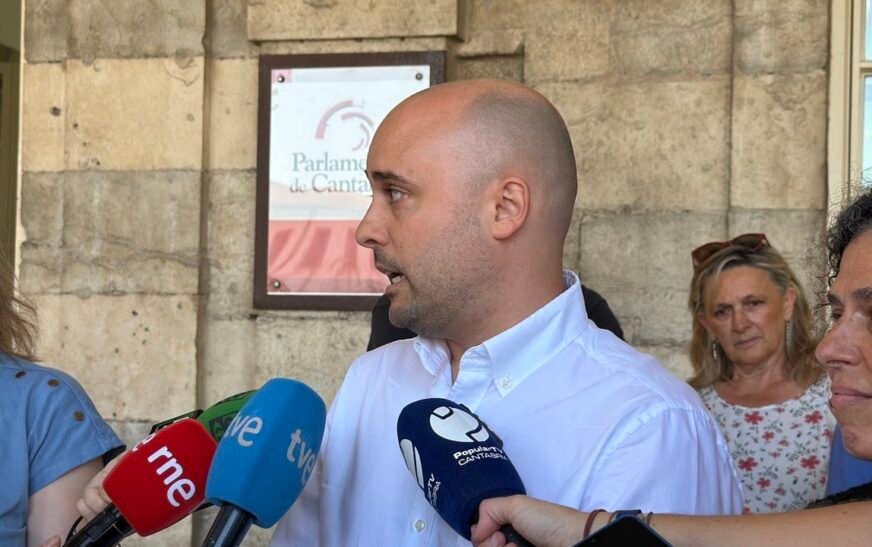 Ruiz Salmón sostiene que Cantabria puede acoger el doble de menores de los que atiende actualmente