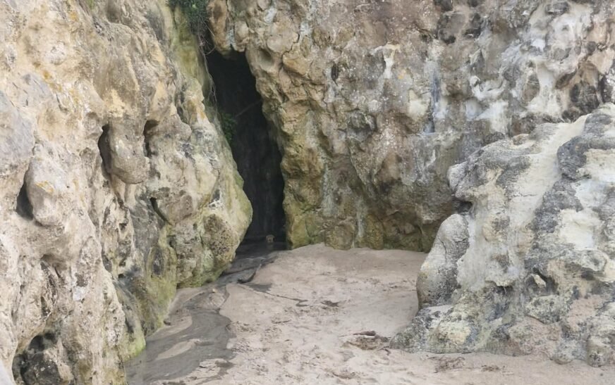 El PRC denuncia nuevos vertidos de aguas fecales en la Virgen del Mar y reclama al Ayuntamiento medidas urgentes