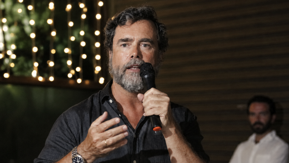 Iván Espinosa de los Monteros en su charla de Comillas