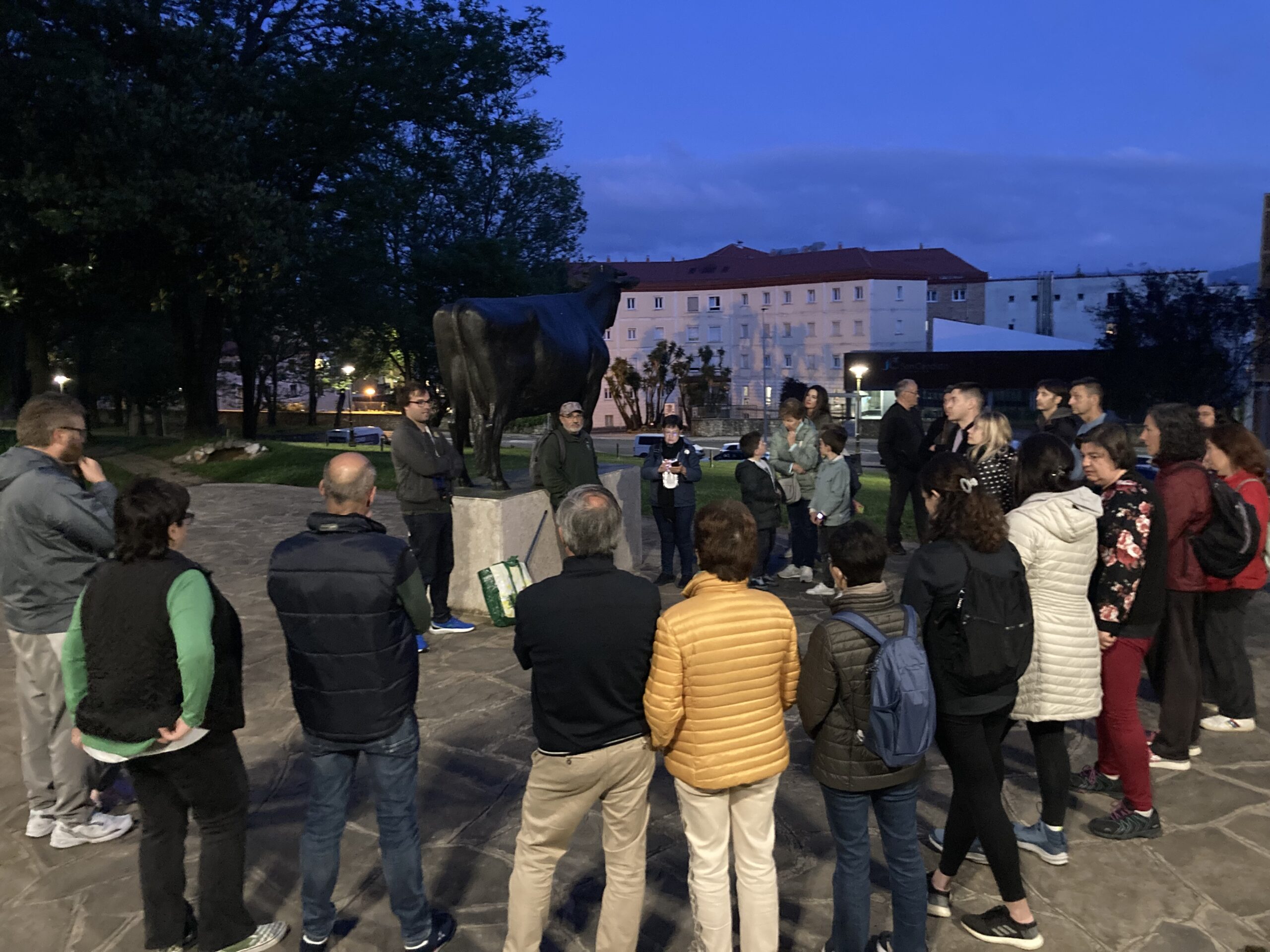 Los safaris nocturnos se convierten en el plan de moda en Santander: «Las plazas se agotan en cuestión de pocas horas»