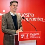 Daniel Fernández durante la rueda de prensa en la sede del PSOE | Fuente: PSOE Cantabria