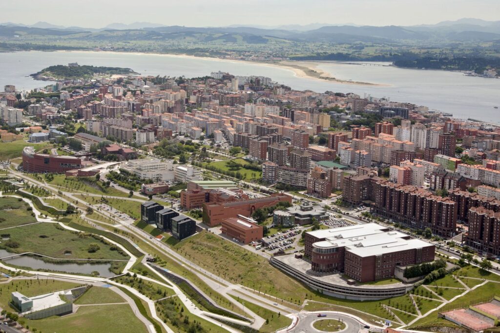 Campus de la UC desde el aire | Fuente: Grupo 9 Universidades