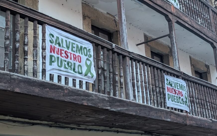 Ampuero convoca una nueva concentración por la defensa del pueblo ante las obras del río Asón