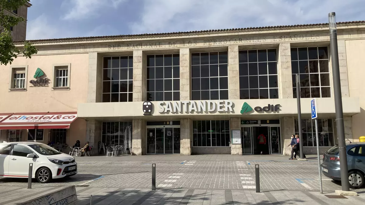 Renfe sustituirá por carretera parte de los servicios entre Cantabria y Palencia por las obras del Acceso Sur