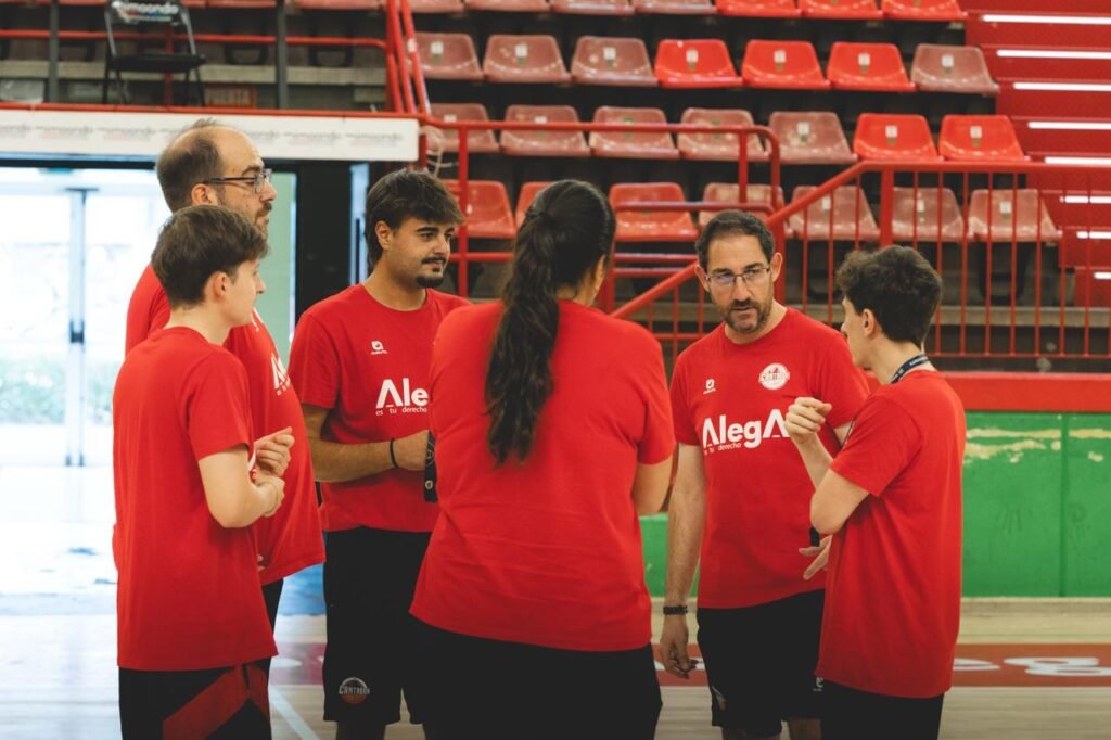 Cuerpo técnico del Grupo Alega Cantabria para la temporada 2026/27