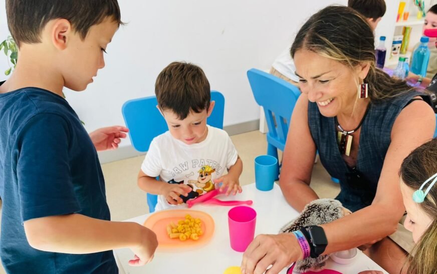 Santander concede 41 nuevas ayudas de 200 euros por hijo