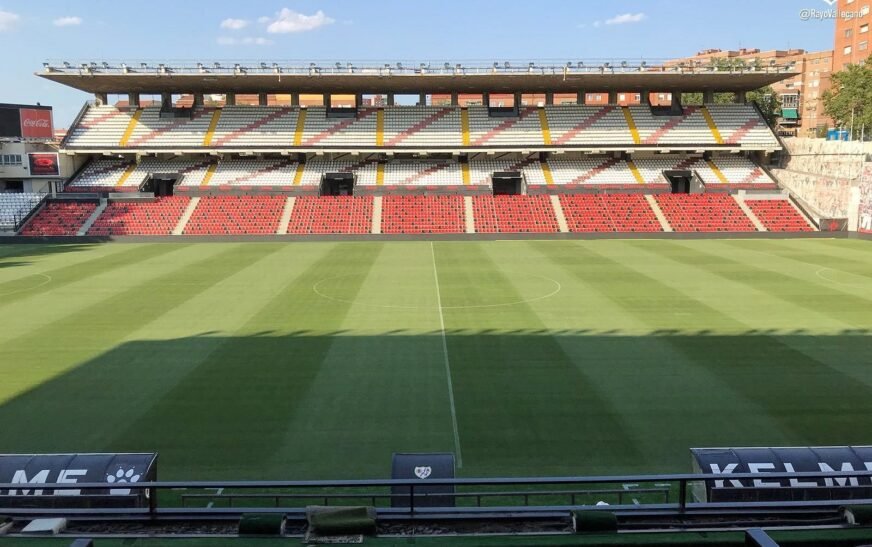 El Racing todavía no sabe dónde jugará el sábado ante el Rayo Vallecano