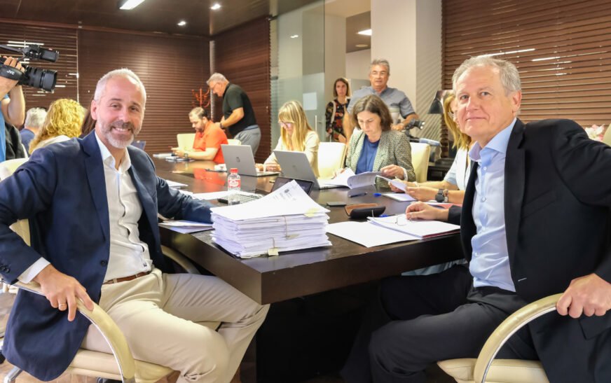 El Gobierno destina 3,4 millones a reforzar el apoyo en Infantil y facilita recursos educativos a ocho municipios