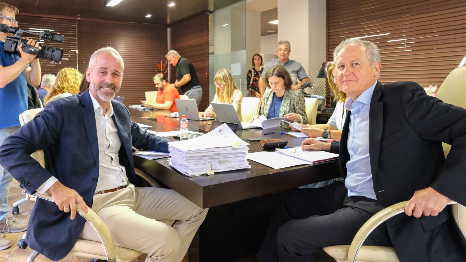 El Gobierno destina 3,4 millones a reforzar el apoyo en Infantil y facilita recursos educativos a ocho municipios