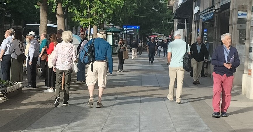 Cantabria roza ya los 47,5 años de edad media y camina hacia los 51 en 2041