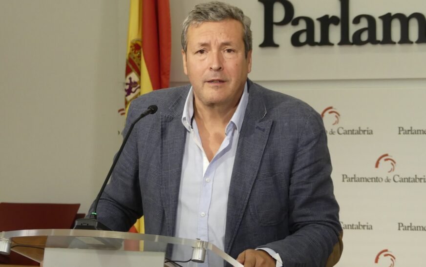El PP denuncia el abandono de las Cercanías y la paralización del tercer carril de la A-67 en Cantabria