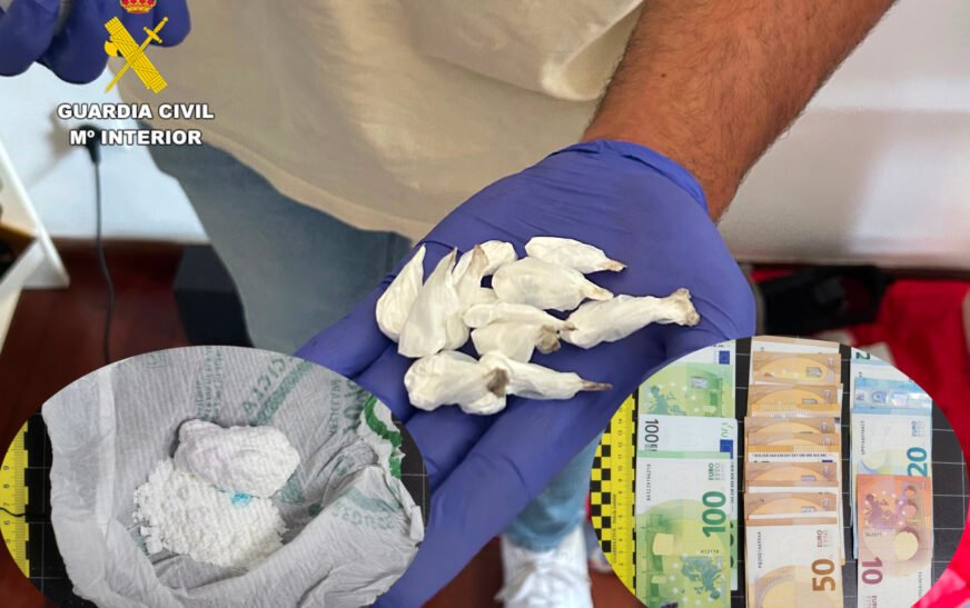 La Guardia Civil desarticula un punto de venta de droga en Reocín con dos detenidos