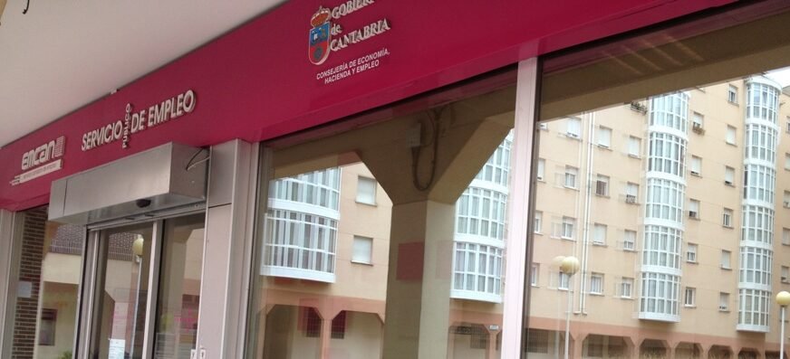 UGT alerta del mayor aumento del paro en agosto en Cantabria de los últimos 11 años