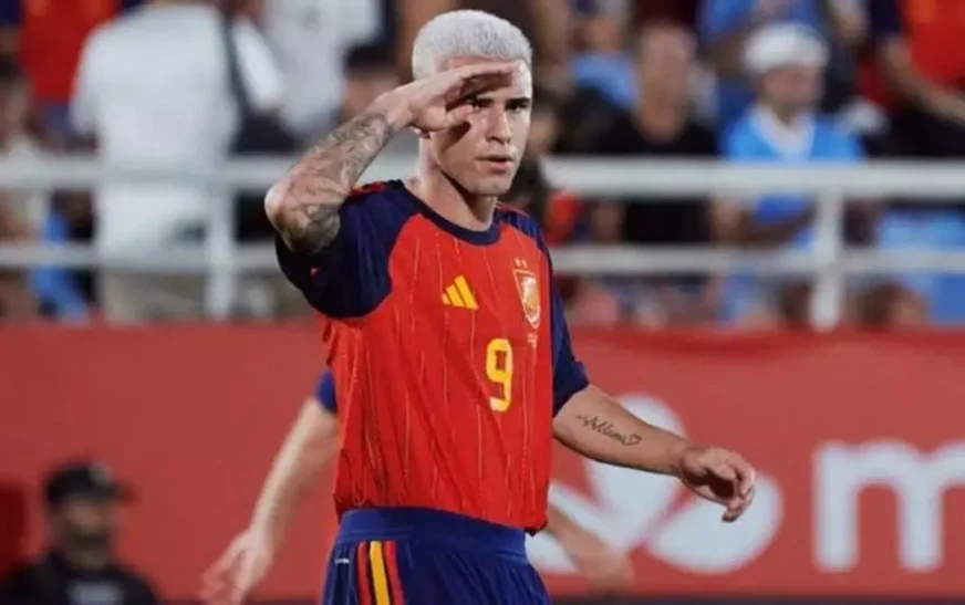 Pablo García firma un triplete con la sub-21 y mete a España en el Europeo
