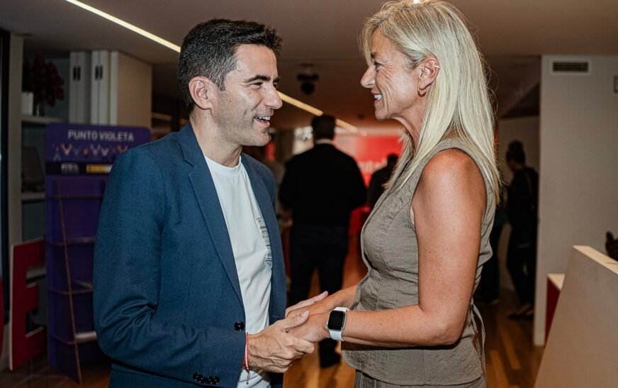 El PSOE de Cantabria elige a Susana Herrán y Paz de la Cuesta para encabezar sus listas al 29-N