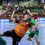Isidoro Martínez durante el partido entre el Bathco BM Torrelavega y el Cajasol Sevilla BM Proin