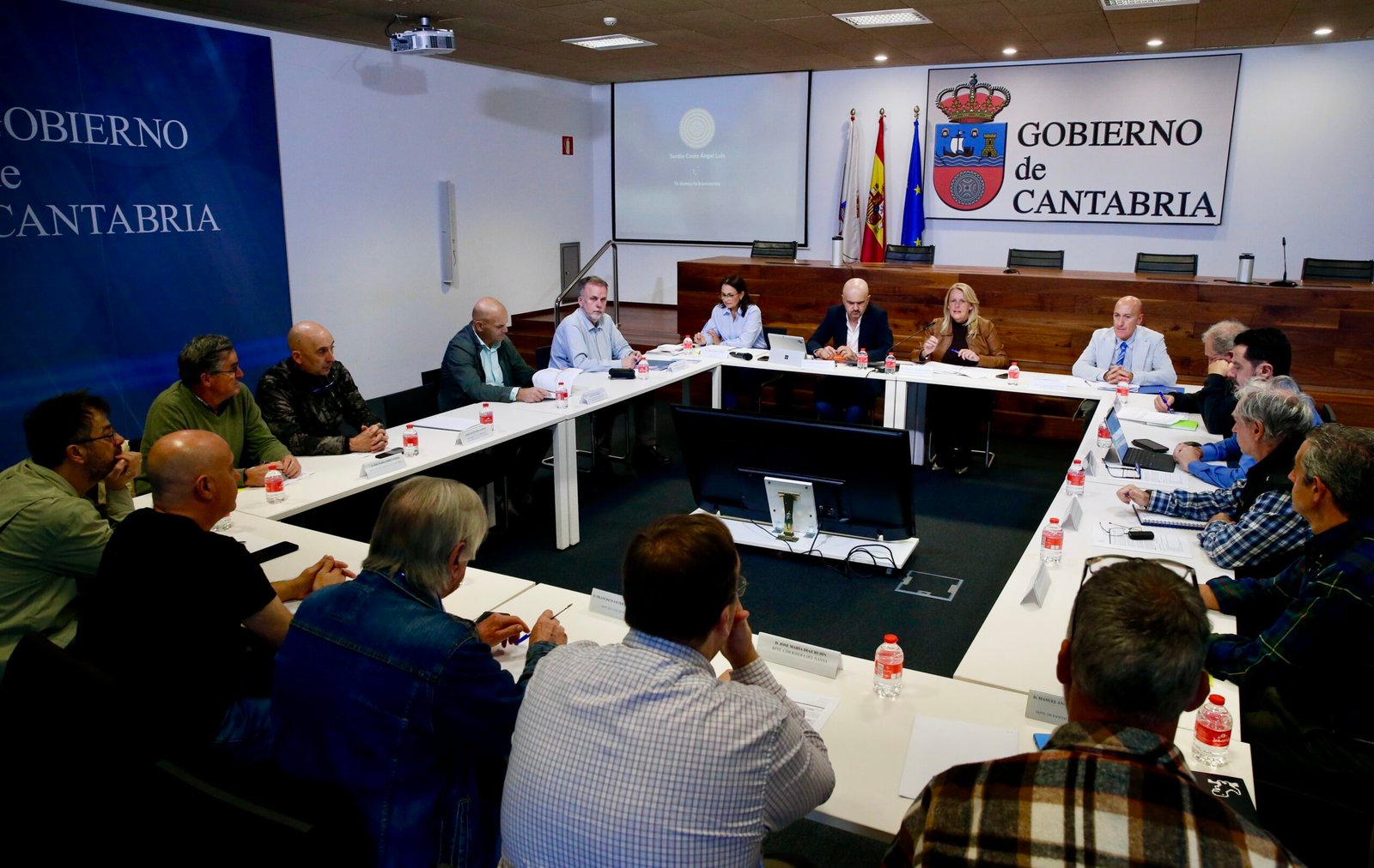 Reunión del Consejo Regional de Pesca Continental de Cantabria para abordar la normativa de pesca de 2027.