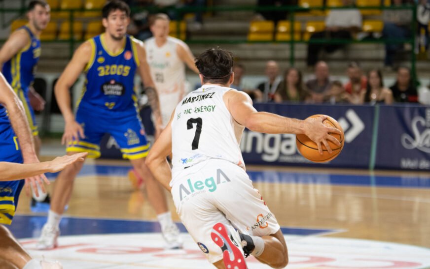 El Grupo Alega Cantabria logra su tercera victoria seguida tras superar los 100 puntos en Ourense