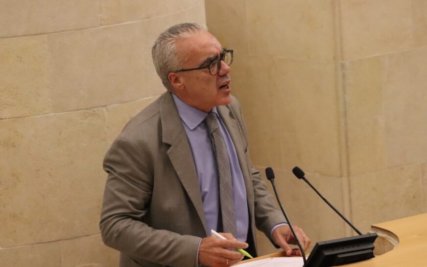 Hernando y Media se enzarzan por la macroplanta de biogás de Hazas de Cesto: «Hay que tener mucha cara»